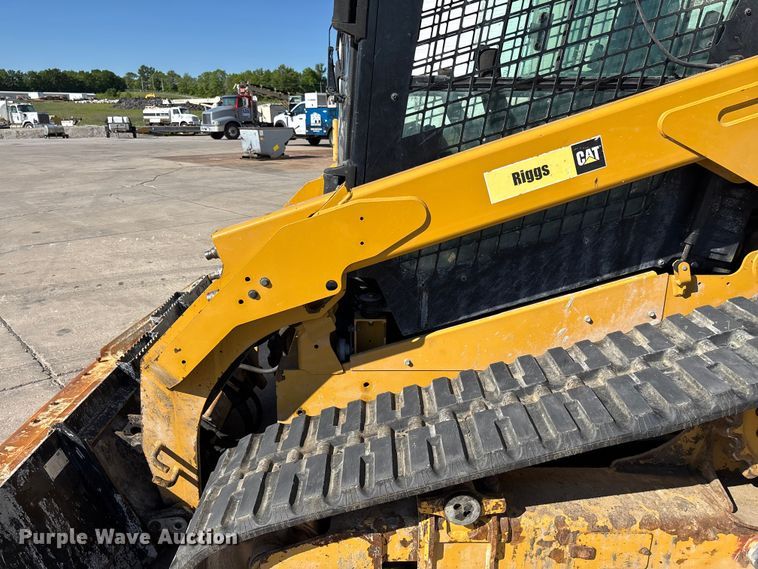 image for item FC5740 2019 Caterpillar 299D2 tracked skid steer loader