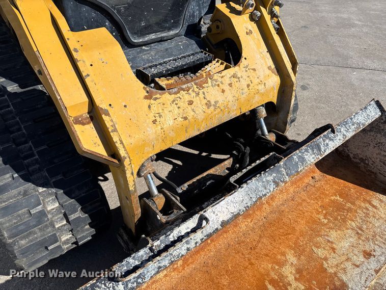 image for item FC5740 2019 Caterpillar 299D2 tracked skid steer loader