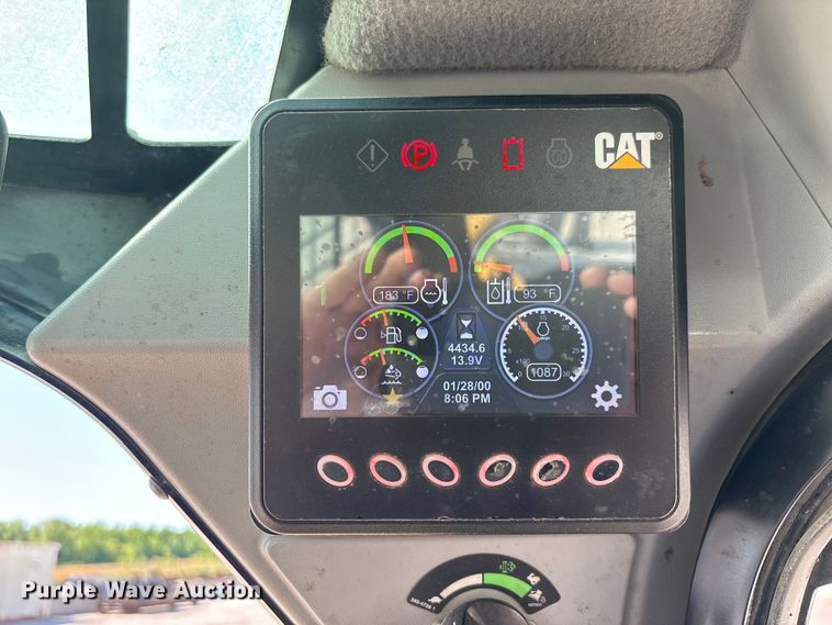 image for item FC5740 2019 Caterpillar 299D2 tracked skid steer loader
