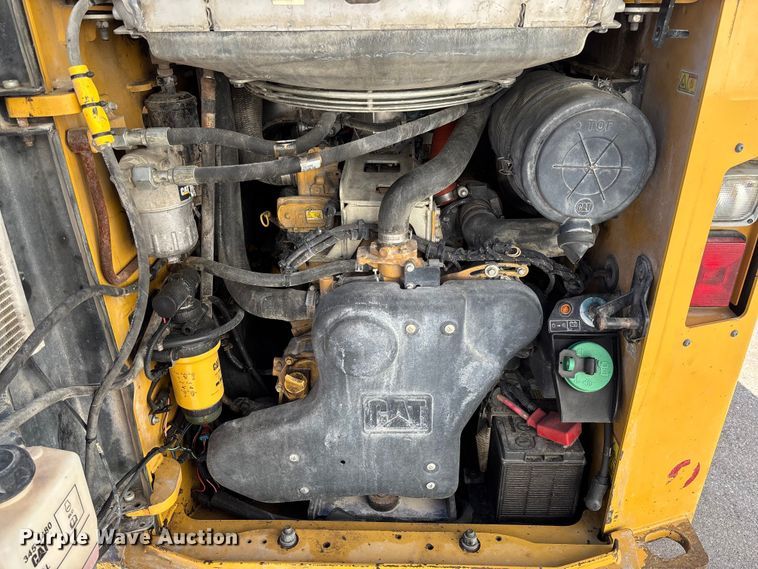 image for item FC5740 2019 Caterpillar 299D2 tracked skid steer loader