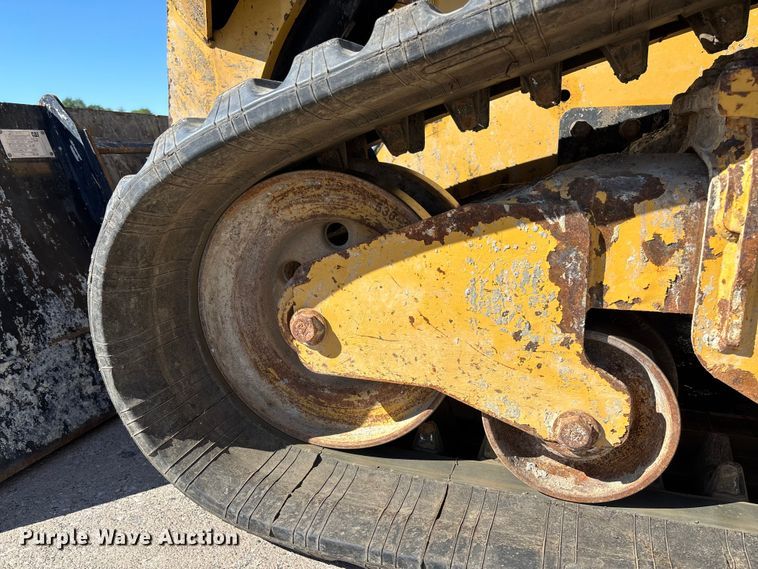 image for item FC5740 2019 Caterpillar 299D2 tracked skid steer loader