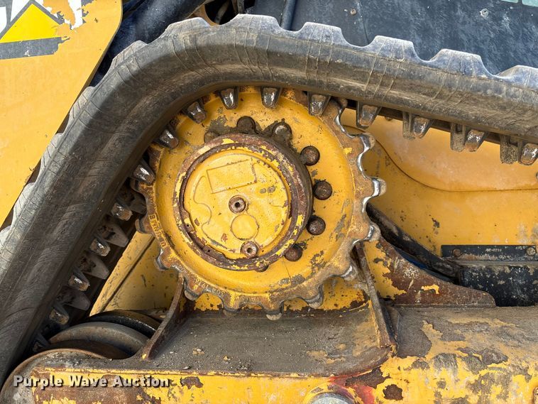 image for item FC5740 2019 Caterpillar 299D2 tracked skid steer loader