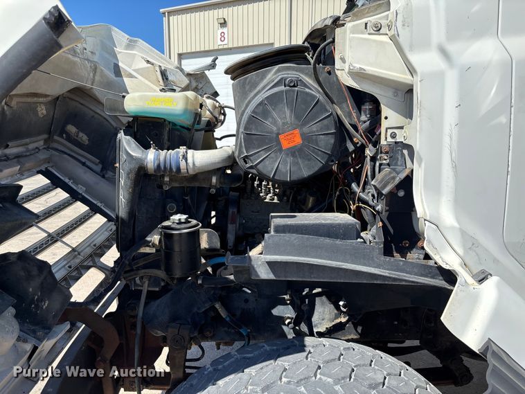 image for item FC5742 1997 Ford LT8501 crane truck