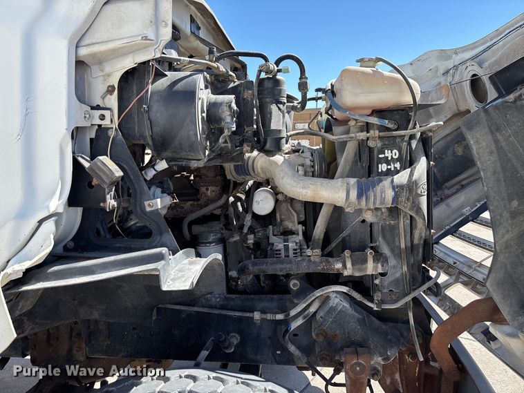 image for item FC5742 1997 Ford LT8501 crane truck