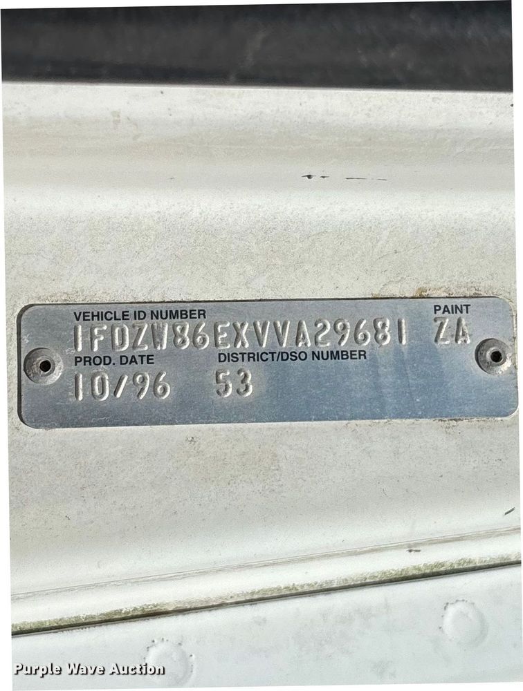 image for item FC5742 1997 Ford LT8501 crane truck