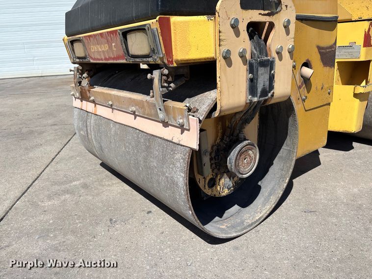 image for item FC5743 Dynapac CC122 double drum vibratory roller