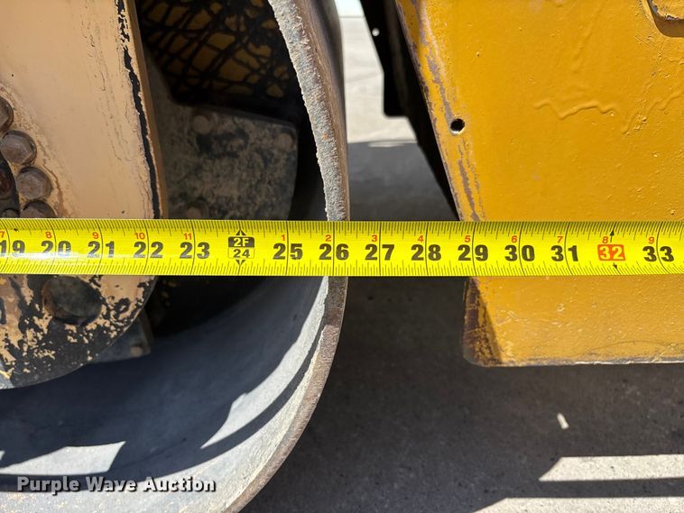 image for item FC5743 Dynapac CC122 double drum vibratory roller