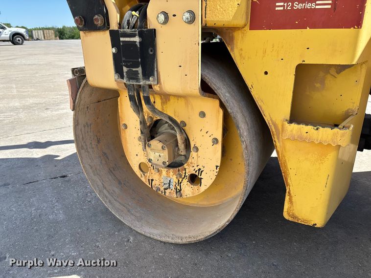 image for item FC5743 Dynapac CC122 double drum vibratory roller