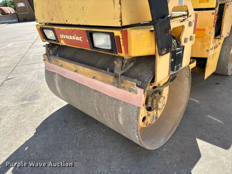 image for item FC5743 Dynapac CC122 double drum vibratory roller