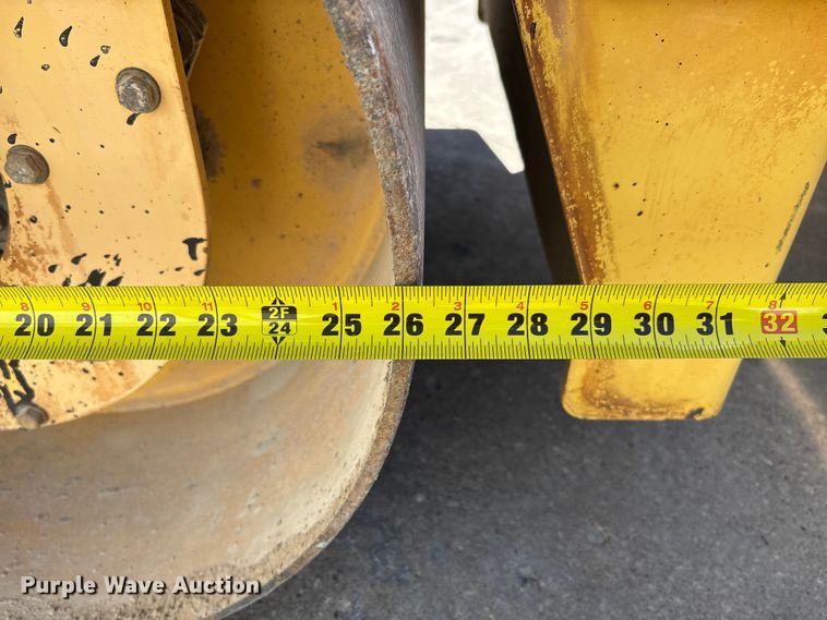 image for item FC5743 Dynapac CC122 double drum vibratory roller
