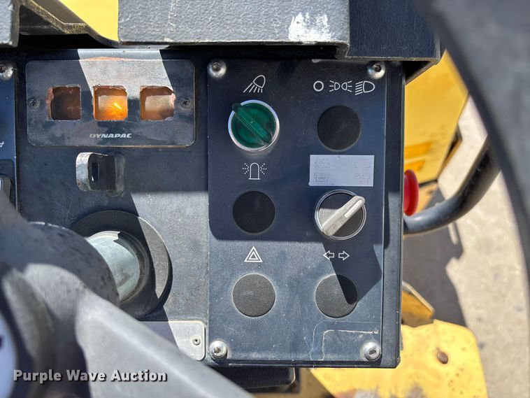 image for item FC5743 Dynapac CC122 double drum vibratory roller