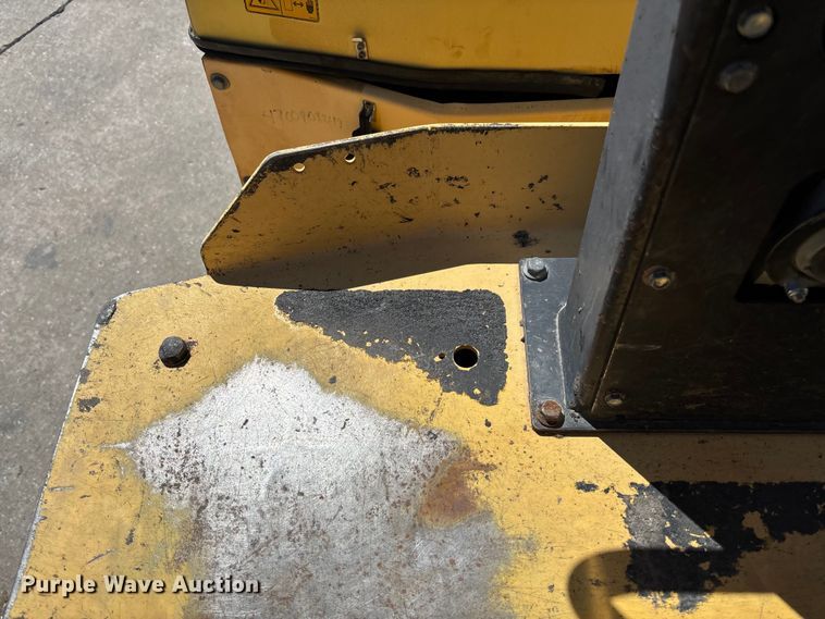 image for item FC5743 Dynapac CC122 double drum vibratory roller