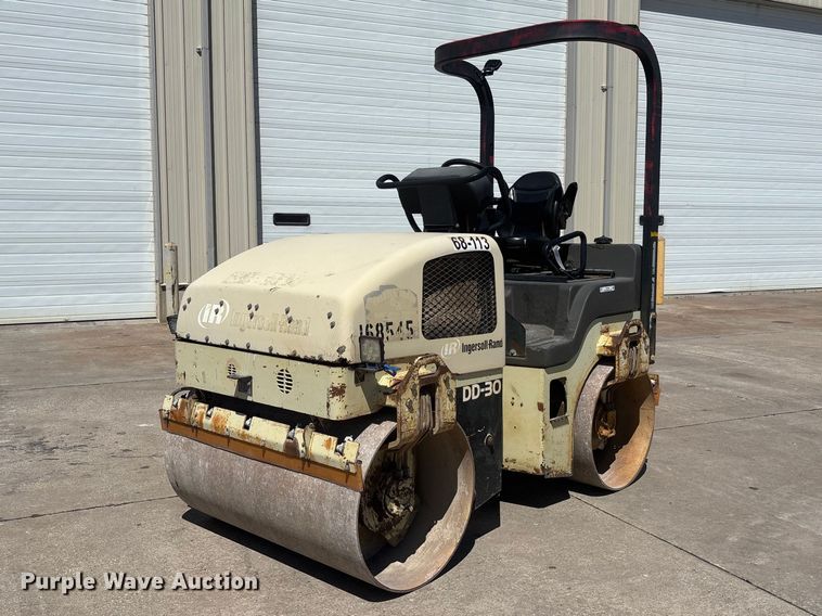 image for item FC5744 2001 Ingersoll-Rand DD-30 double drum vibratory roller