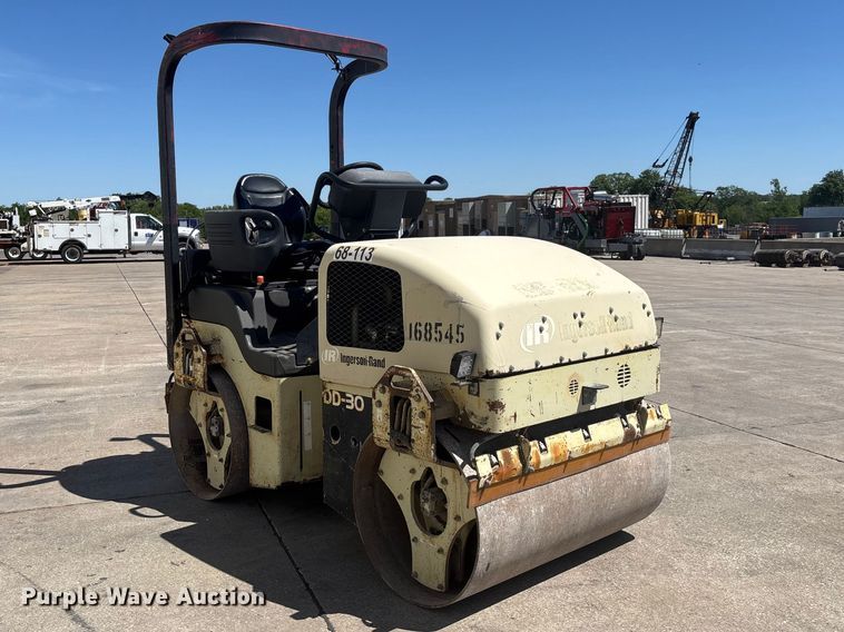 image for item FC5744 2001 Ingersoll-Rand DD-30 double drum vibratory roller