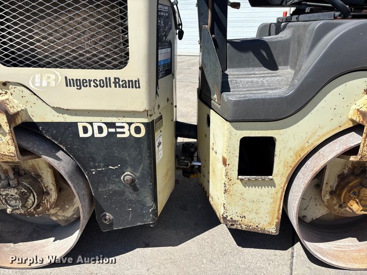 image for item FC5744 2001 Ingersoll-Rand DD-30 double drum vibratory roller