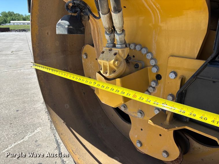 image for item FC5745 2019 Caterpillar CB13 double drum vibratory roller