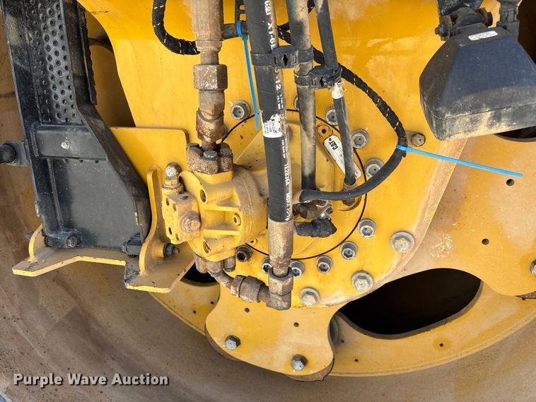 image for item FC5745 2019 Caterpillar CB13 double drum vibratory roller