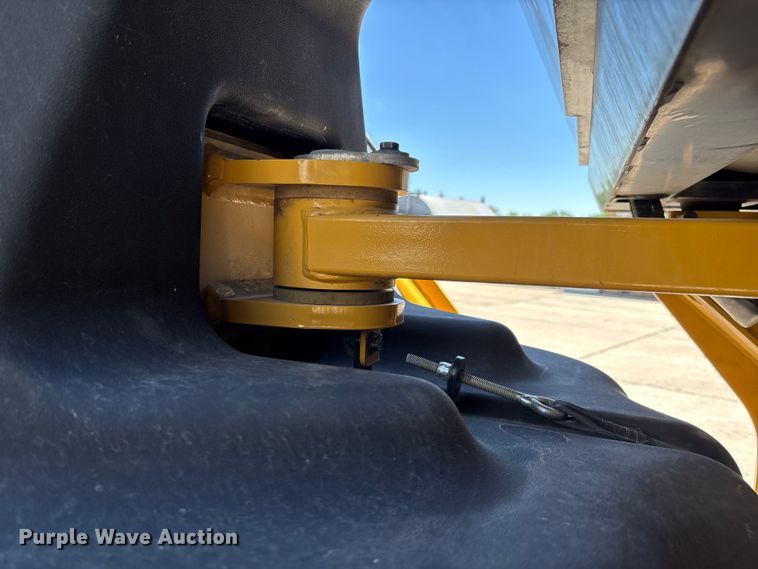 image for item FC5745 2019 Caterpillar CB13 double drum vibratory roller