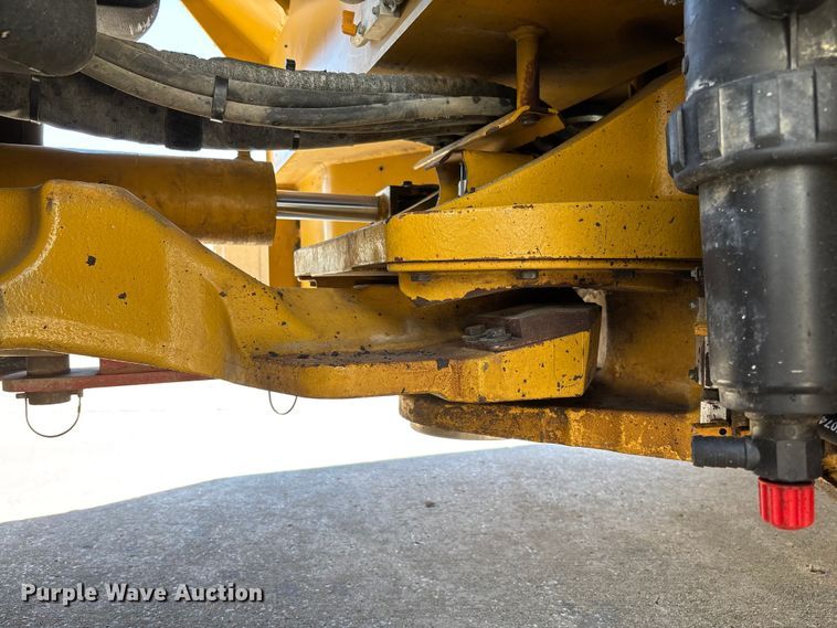 image for item FC5745 2019 Caterpillar CB13 double drum vibratory roller