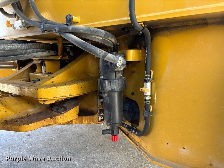 image for item FC5745 2019 Caterpillar CB13 double drum vibratory roller