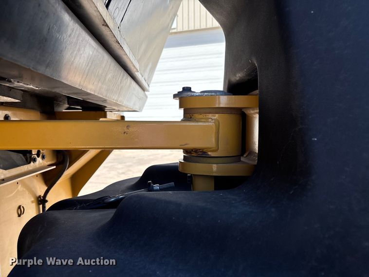 image for item FC5745 2019 Caterpillar CB13 double drum vibratory roller