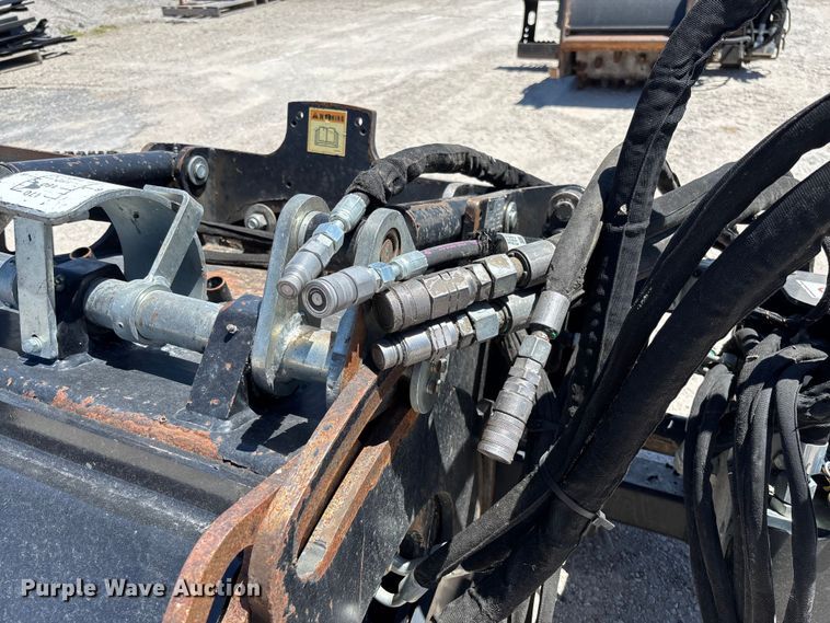 image for item FC5746 2018 Caterpillar PC306B skid steer cold planer