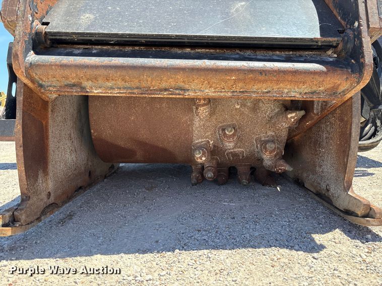image for item FC5746 2018 Caterpillar PC306B skid steer cold planer