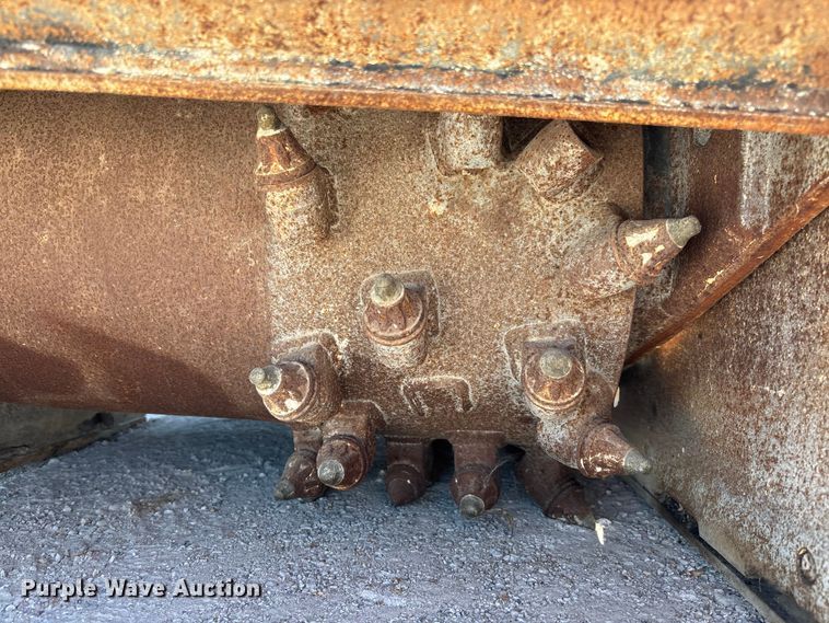 image for item FC5746 2018 Caterpillar PC306B skid steer cold planer