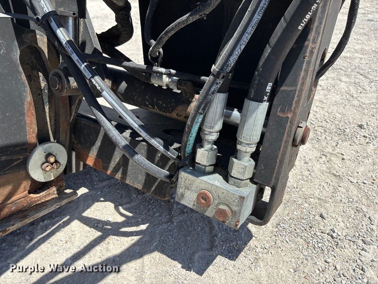 image for item FC5748 2008 Caterpillar PC206 skid steer cold planer