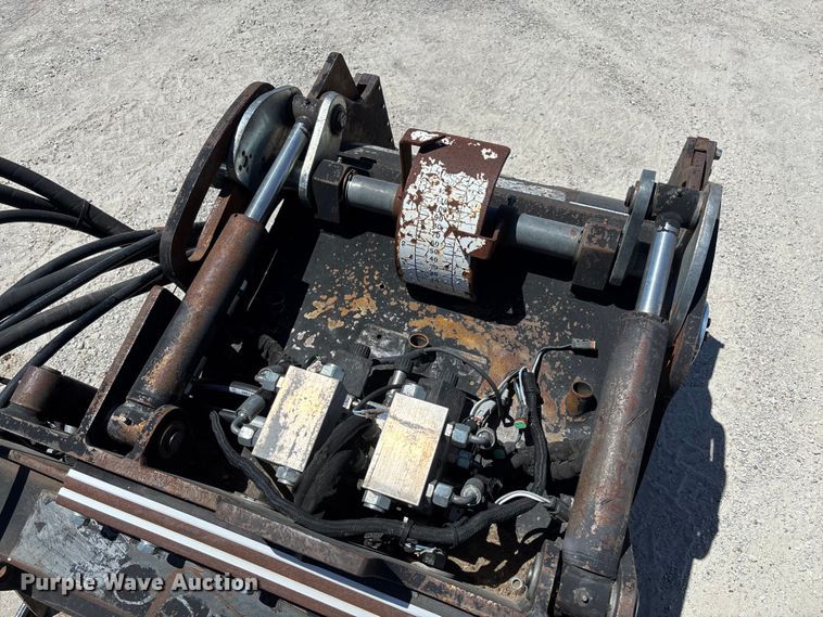 image for item FC5748 2008 Caterpillar PC206 skid steer cold planer