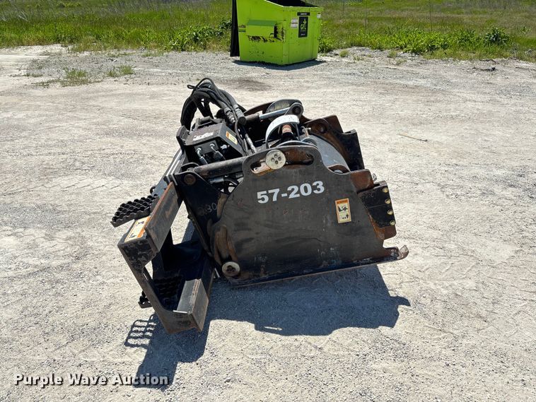 image for item FC5749 2008 Caterpillar PC206 skid steer cold planer