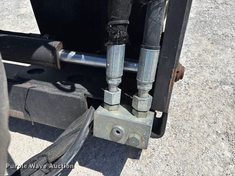 image for item FC5749 2008 Caterpillar PC206 skid steer cold planer