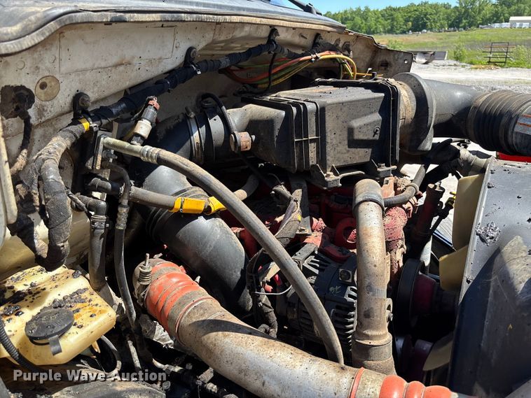 image for item FC5754 2013 Ford F750 oil distributor truck