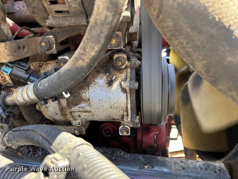 image for item FC5754 2013 Ford F750 oil distributor truck