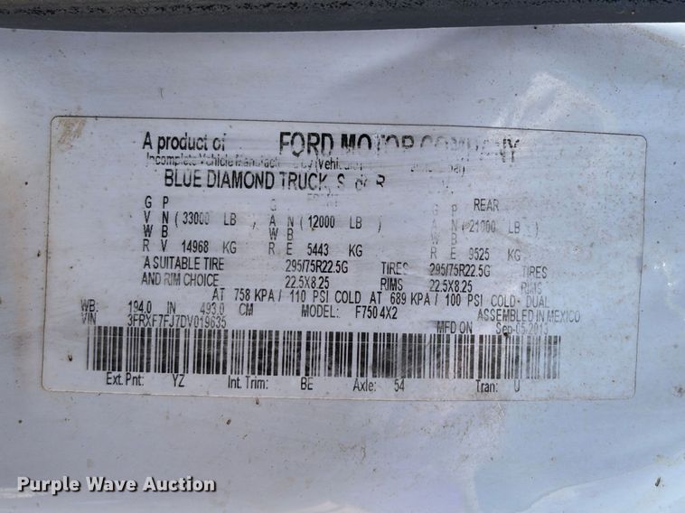 image for item FC5754 2013 Ford F750 oil distributor truck