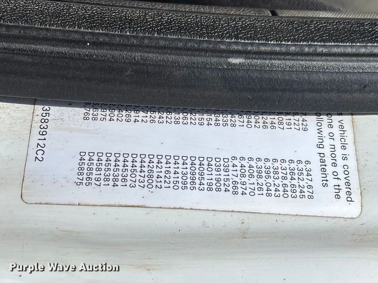 image for item FC5754 2013 Ford F750 oil distributor truck