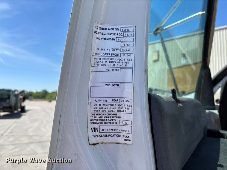 image for item FC5754 2013 Ford F750 oil distributor truck