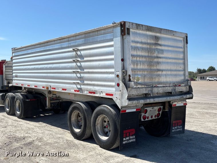 image for item FC5757 2008 Travis end dump trailer