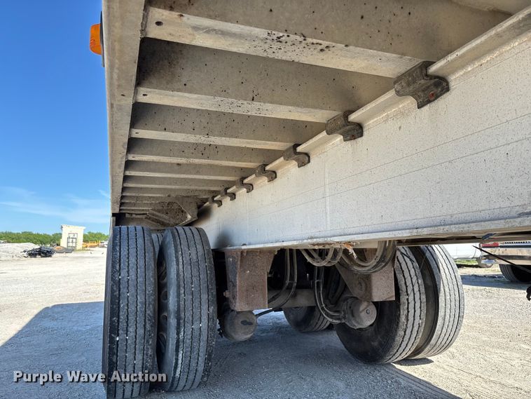 image for item FC5757 2008 Travis end dump trailer