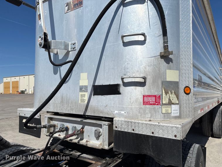 image for item FC5757 2008 Travis end dump trailer