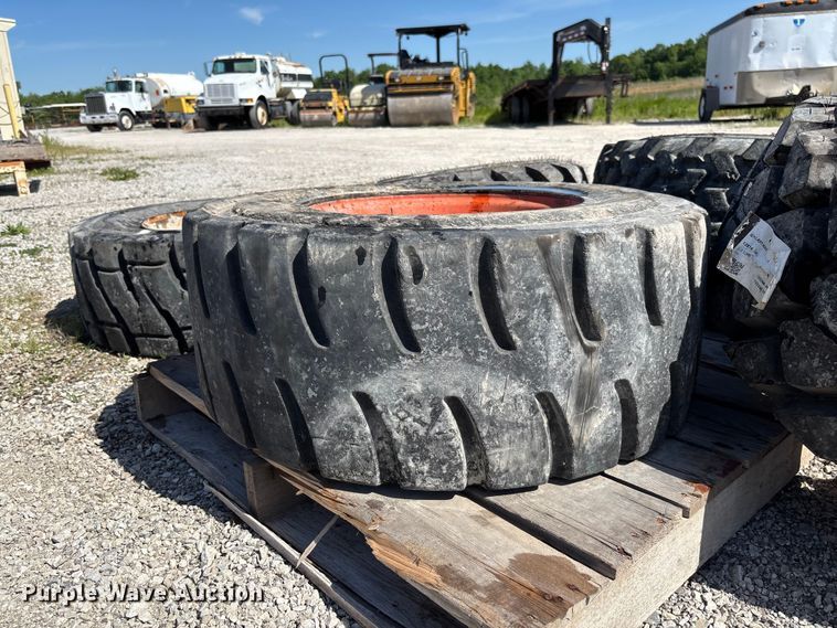 image for item FC5759 Skid steer wheels and tires