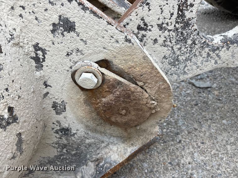 image for item FG0380 2001 Volvo L150D wheel loader