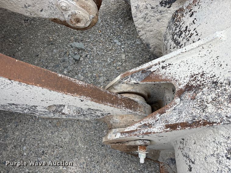 image for item FG0380 2001 Volvo L150D wheel loader