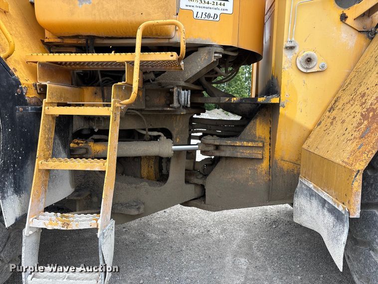 image for item FG0380 2001 Volvo L150D wheel loader