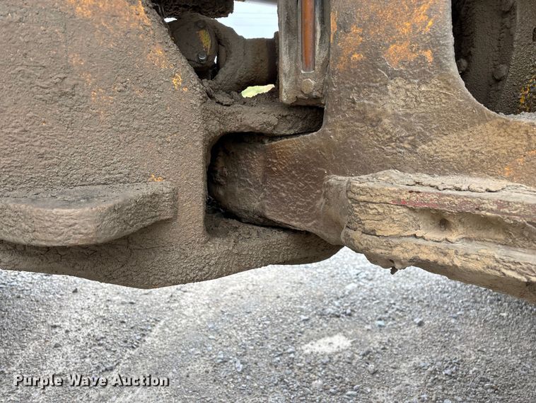image for item FG0380 2001 Volvo L150D wheel loader