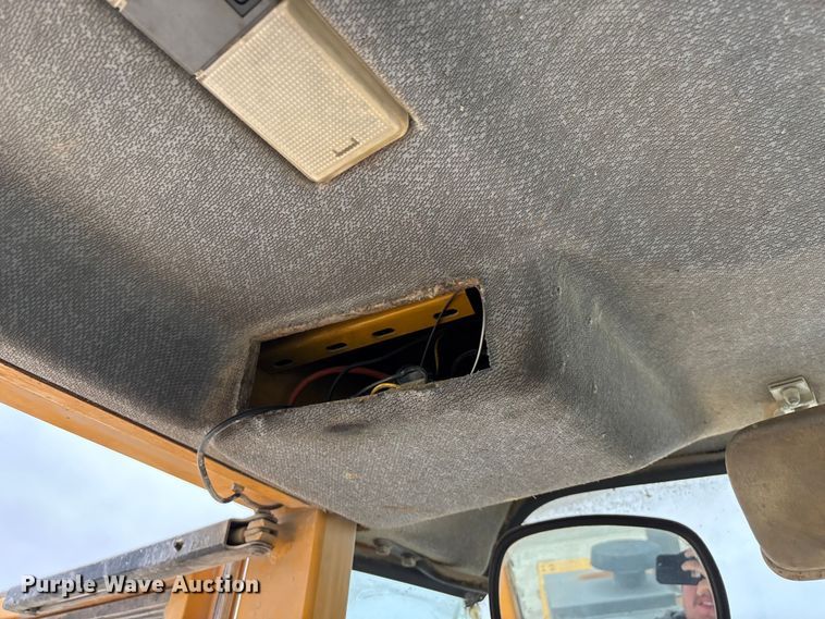 image for item FG0380 2001 Volvo L150D wheel loader