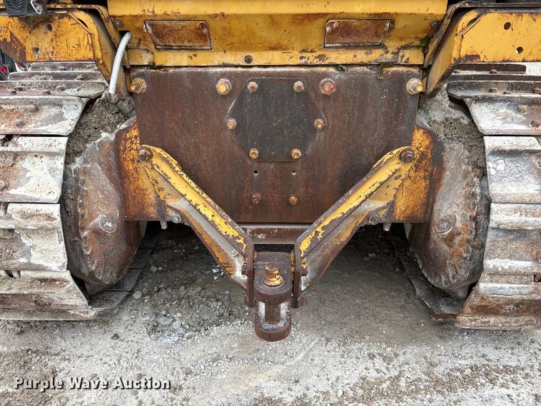 image for item FG0381 1977 Caterpillar D6D dozer