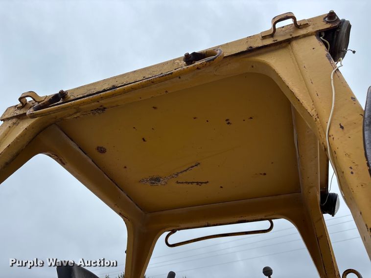 image for item FG0381 1977 Caterpillar D6D dozer