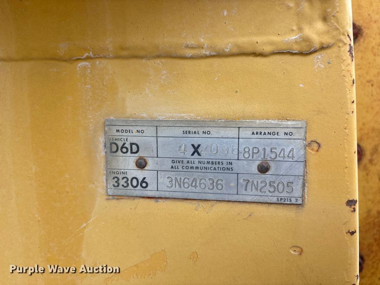 image for item FG0381 1977 Caterpillar D6D dozer