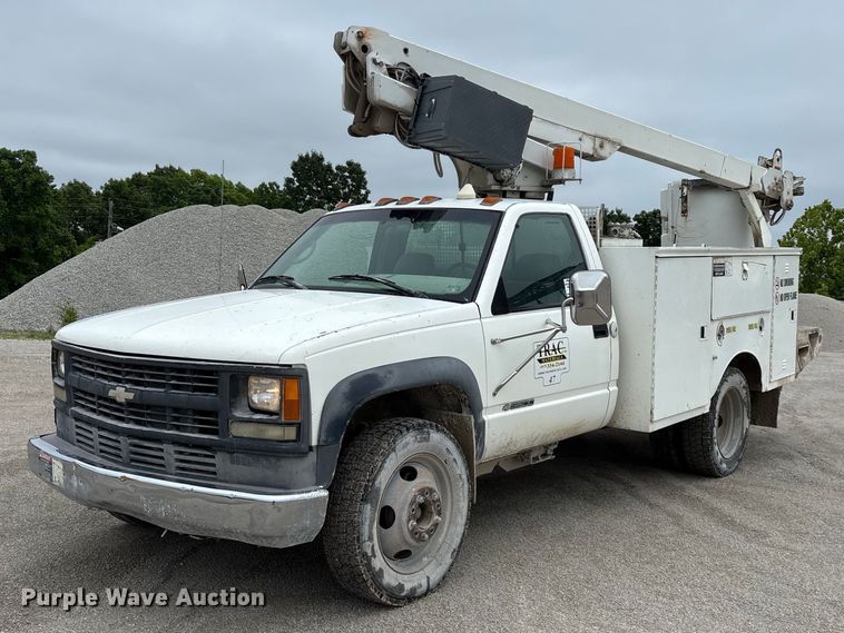 1996 Chevrolet C3500 bucket truck